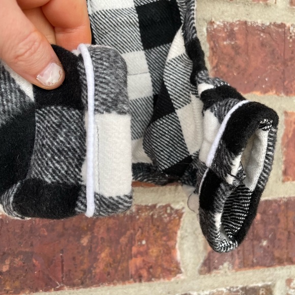 NWT Dog’s Harry Barker Black Buffalo Check Flannel Pajama Outfit Size Small - Picture 13 of 16